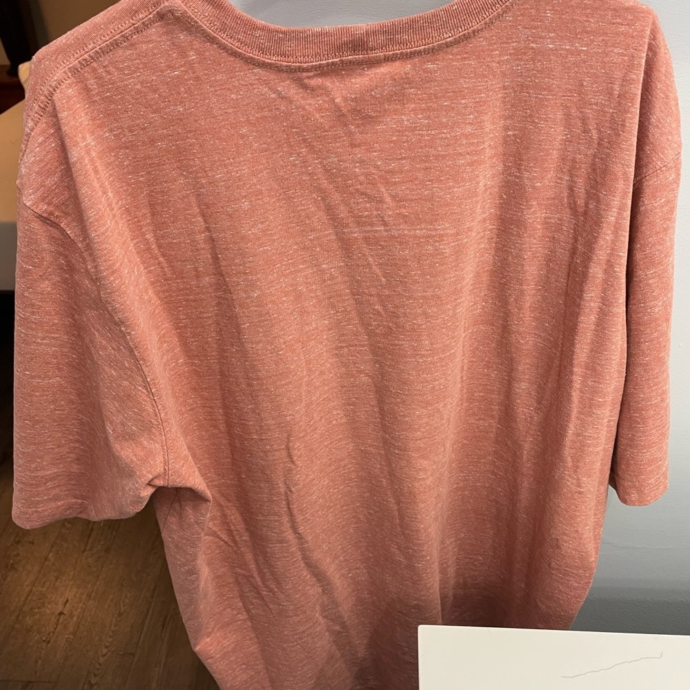 Carhartt Short Sleeve Pocket Tee in Heathered Coral size XL Tall - Picture 2 of 6